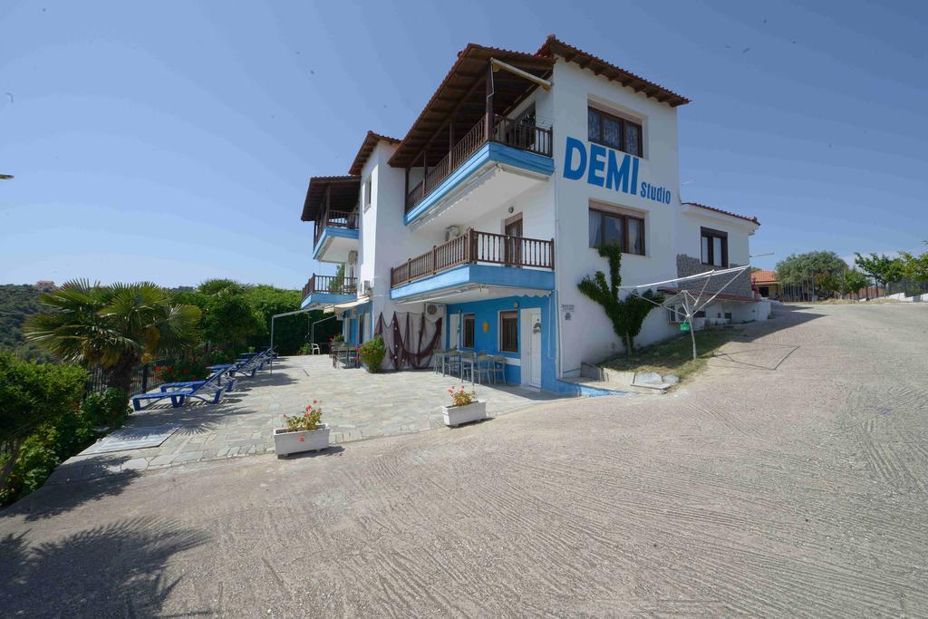 Demi Studios Amoliani Exterior foto